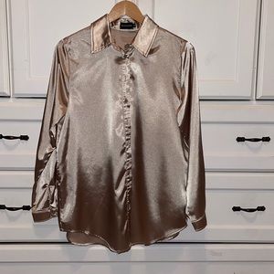 ✨BRAND NEW PTL BUTTON UP✨